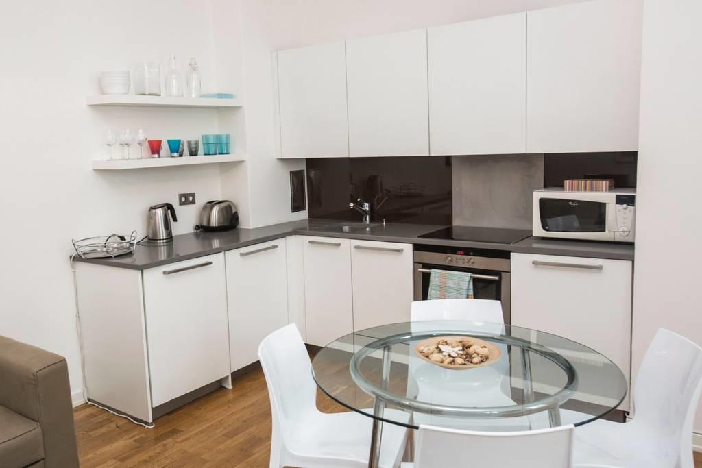Quiet Apartment With Balcony Charles Bridge Praga Esterno foto