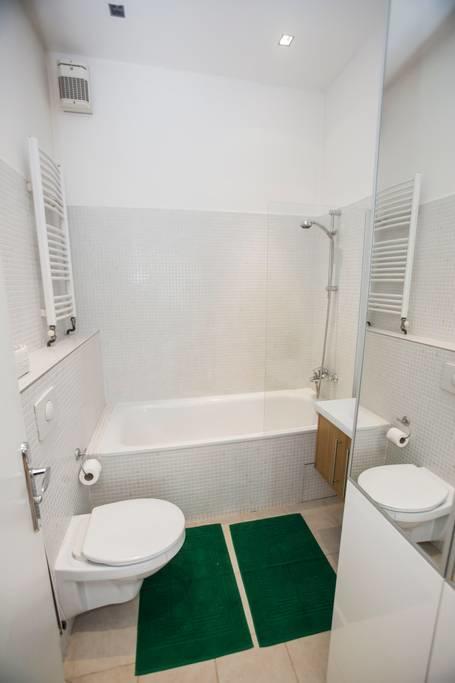 Quiet Apartment With Balcony Charles Bridge Praga Esterno foto